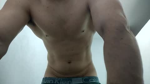 Snapshot of insistente chatting on February 6, 2026, 3:48 pm INSTAGRAM camilodlx online show from February 6, 2026, 3:48 pm