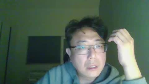 insuclee197641 online show from November 5, 2025, 2:17 pm