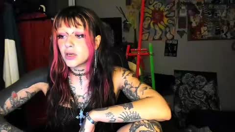 Insunnity666 online show from July 28, 2026, 8:52 pm