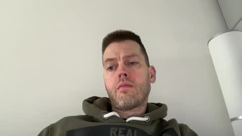 Snapshot of interestedhun chatting on January 16, 2025, 10:32 am InterestedHun online show from January 16, 2025, 10:32 am