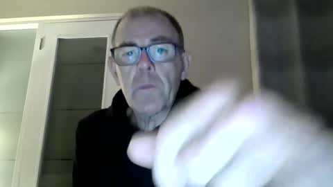 Snapshot of inthemood63 chatting on October 5, 2025, 7:23 pm inthemood63 online show from October 5, 2025, 7:23 pm