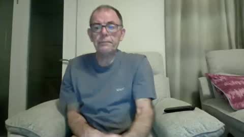 Snapshot of inthemood63 chatting on April 24, 2026, 10:01 pm inthemood63 online show from April 24, 2026, 10:01 pm