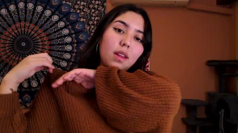 Snapshot of intimatetales chatting on December 20, 2024, 10:43 pm Africa online show from December 20, 2024, 10:43 pm