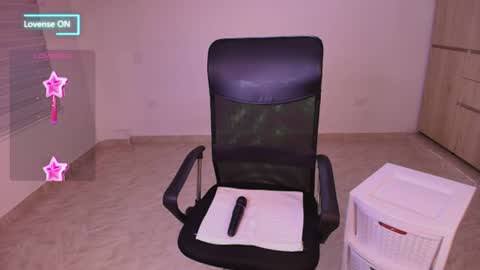 Snapshot of irantzu_hank chatting on June 30, 2026, 2:01 am Irantzu online show from June 30, 2026, 2:01 am