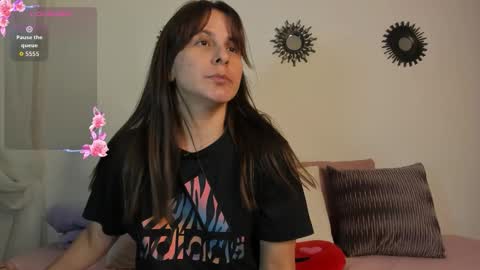 Snapshot of irina_05 chatting on October 19, 2025, 12:22 am  IRINA  online show from October 19, 2025, 12:22 am