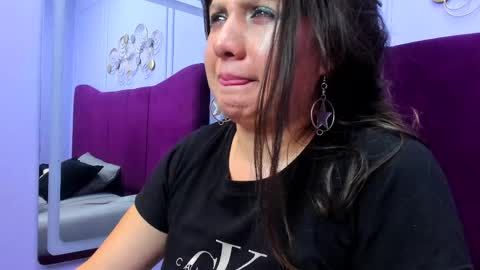 Snapshot of irina_kovacs chatting on April 5, 2026, 1:14 am irina_kovacs online show from April 5, 2026, 1:14 am