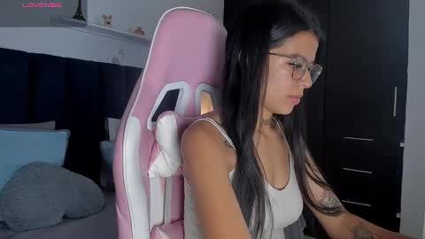 iris8_ online show from January 7, 2026, 2:08 pm