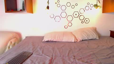 Iirs online show from December 23, 2025, 3:59 am