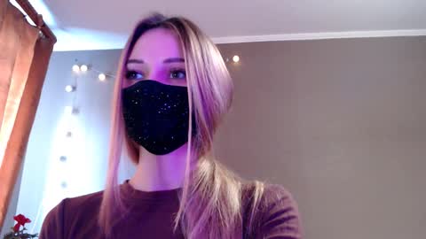 Lily online show from February 10, 2026, 1:26 pm