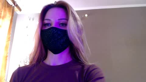 Lily online show from April 7, 2026, 2:17 pm