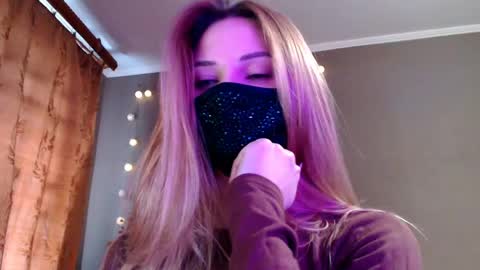 Snapshot of iris_lave chatting on April 20, 2026, 3:04 pm Lily online show from April 20, 2026, 3:04 pm