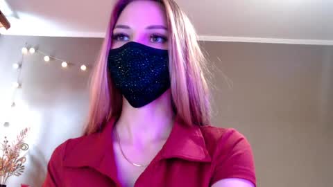 Snapshot of iris_lave chatting on April 29, 2026, 2:32 pm Lily online show from April 29, 2026, 2:32 pm