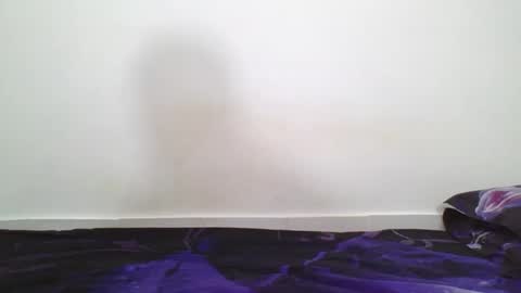 iris_love2 online show from February 3, 2026, 2:11 pm