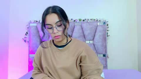 Iris online show from April 15, 2026, 8:09 pm