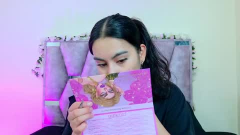Snapshot of iris_mandarinne chatting on April 19, 2026, 5:23 pm Iris online show from April 19, 2026, 5:23 pm