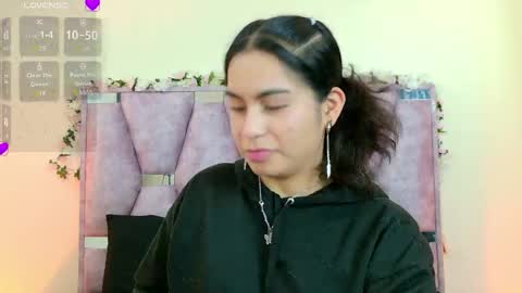 Snapshot of iris_mandarinne chatting on May 18, 2026, 5:08 pm Iris online show from May 18, 2026, 5:08 pm