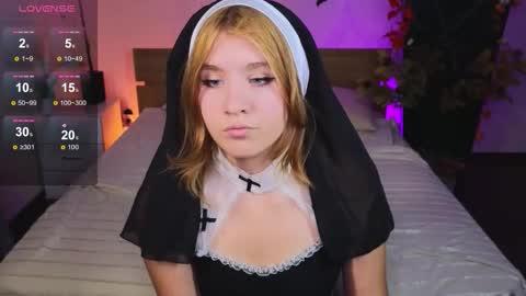 Snapshot of iris_rain chatting on October 20, 2025, 9:43 am Iris  online show from October 20, 2025, 9:43 am