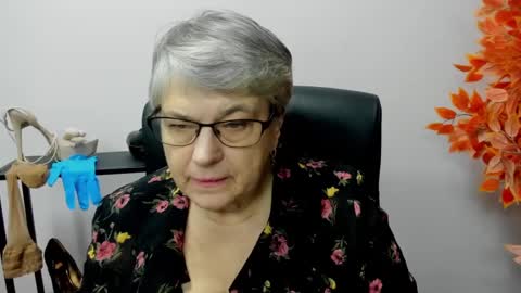 I R I S online show from December 4, 2024, 10:57 am