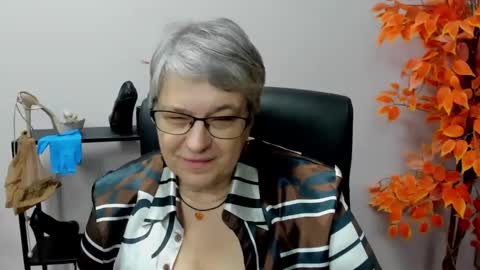 I R I S online show from December 11, 2024, 2:00 pm