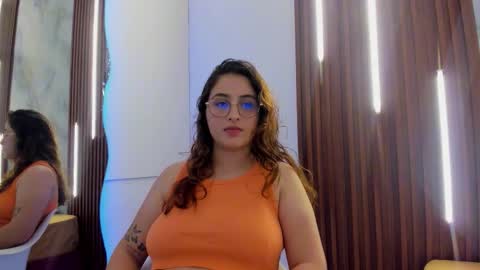 iriscam_lov online show from February 10, 2026, 7:51 pm