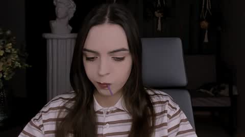 Snapshot of iriscline chatting on December 5, 2024, 12:55 pm Iris online show from December 5, 2024, 12:55 pm