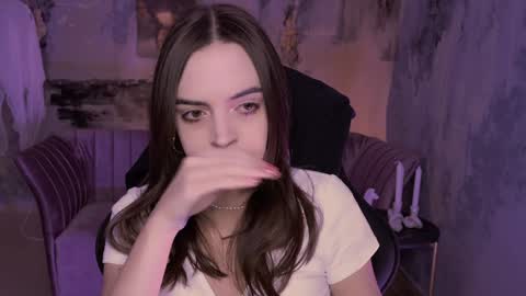 Snapshot of iriscline chatting on December 6, 2024, 1:00 pm Iris online show from December 6, 2024, 1:00 pm