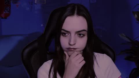 Snapshot of iriscline chatting on December 17, 2024, 7:37 pm Iris online show from December 17, 2024, 7:37 pm