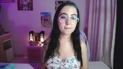 Snapshot of iriss_sky chatting on June 9, 2026, 4:46 am Iris online show from June 9, 2026, 4:46 am