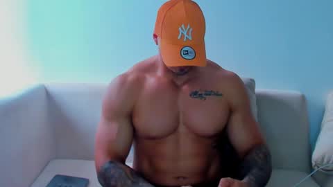 Iron online show from October 8, 2025, 9:56 pm