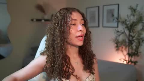 isa_____ online show from March 19, 2026, 2:15 am