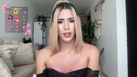 Snapshot of isa__fox_1 chatting on April 24, 2026, 7:27 pm Isabella online show from April 24, 2026, 7:27 pm
