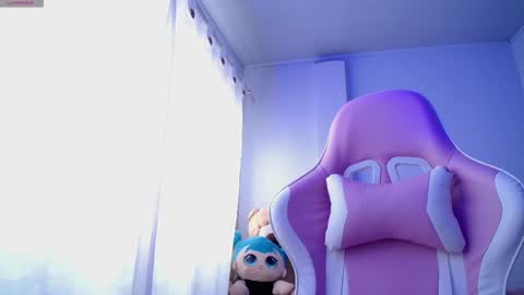 Isabella  online show from February 22, 2025, 4:30 pm