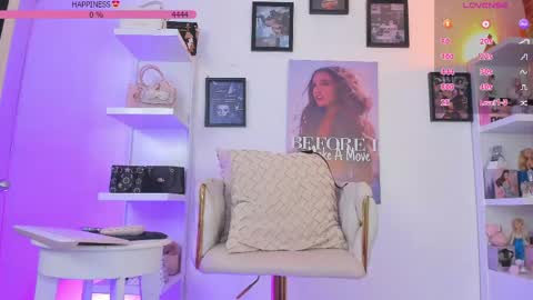 isabella online show from April 21, 2026, 3:35 am