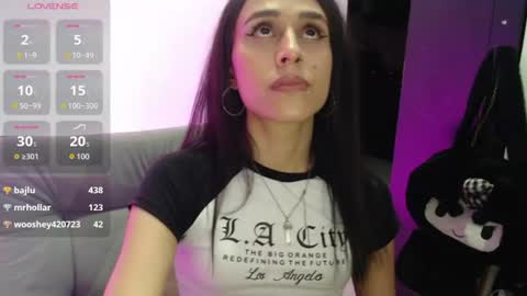 Snapshot of isa_hall chatting on June 15, 2026, 4:25 am Isabella Hall online show from June 15, 2026, 4:25 am