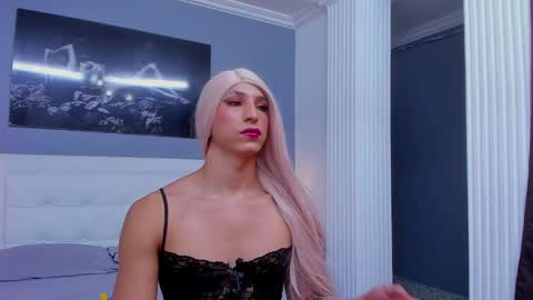 Isa Lancaster online show from February 24, 2025, 7:30 pm