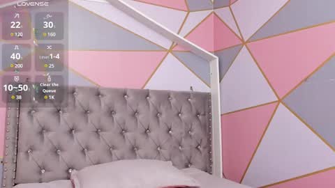    online show from February 7, 2025, 10:52 pm