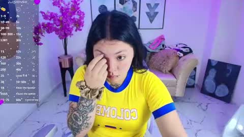 Snapshot of isa_reel chatting on June 17, 2026, 7:48 pm ISA online show from June 17, 2026, 7:48 pm