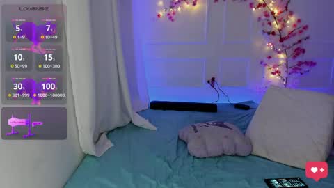 isaac online show from April 3, 2026, 9:35 pm