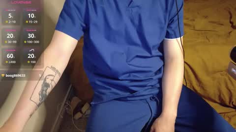 isaac online show from November 30, 2025, 9:19 pm