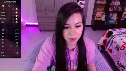 Isabella  online show from October 22, 2025, 8:19 pm
