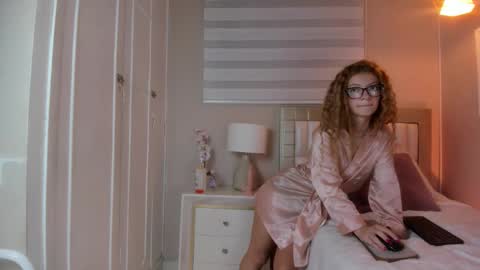 Snapshot of isabela__x chatting on February 28, 2026, 11:33 am isabela__x online show from February 28, 2026, 11:33 am