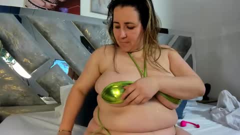 Mommy Isa online show from January 16, 2026, 5:22 am