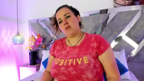 Snapshot of isabela_parkerr chatting on June 30, 2026, 1:12 pm Mommy Isa online show from June 30, 2026, 1:12 pm