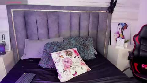 isabella Fox online show from February 2, 2025, 3:21 am