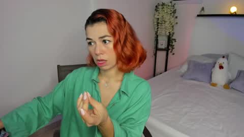 Snapshot of isabella_boyer chatting on September 16, 2025, 4:19 pm isabella online show from September 16, 2025, 4:19 pm