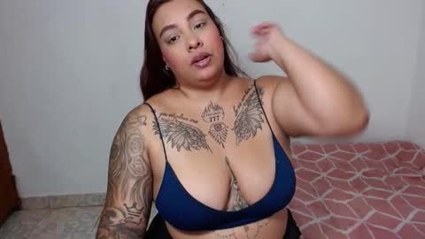 Snapshot of isabella_hots chatting on October 11, 2025, 9:41 am  estefania online show from October 11, 2025, 9:41 am