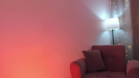 Snapshot of isabella_jones9 chatting on May 12, 2026, 11:13 pm ISABELLA online show from May 12, 2026, 11:13 pm