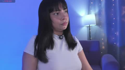 Snapshot of isabella_jones9 chatting on June 30, 2026, 2:01 am ISABELLA online show from June 30, 2026, 2:01 am