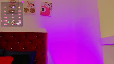 Snapshot of isabella_moon9 chatting on July 8, 2026, 12:42 pm Isabella Moon9 online show from July 8, 2026, 12:42 pm