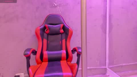 Isabella Nowa online show from March 17, 2026, 11:35 am